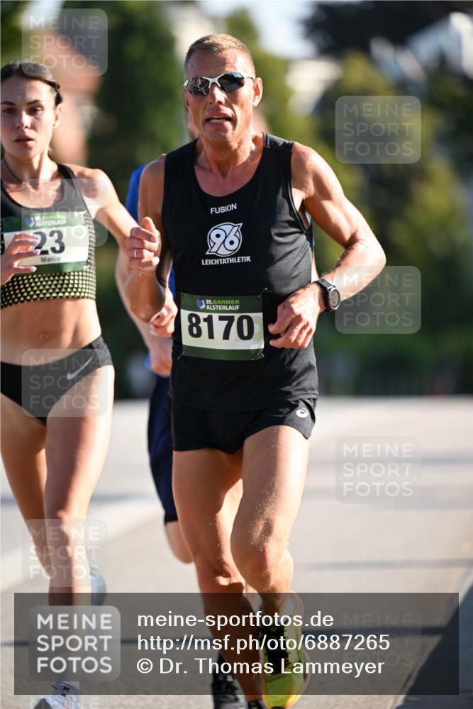 01.09.2024 - BARMER Alsterlauf Dr. Thomas Lammeyer http://msf.ph/oto/6887265 01.09.2024 09:19:12 Laufen 35, 23, 35, 8170 meine-sportfotos.de