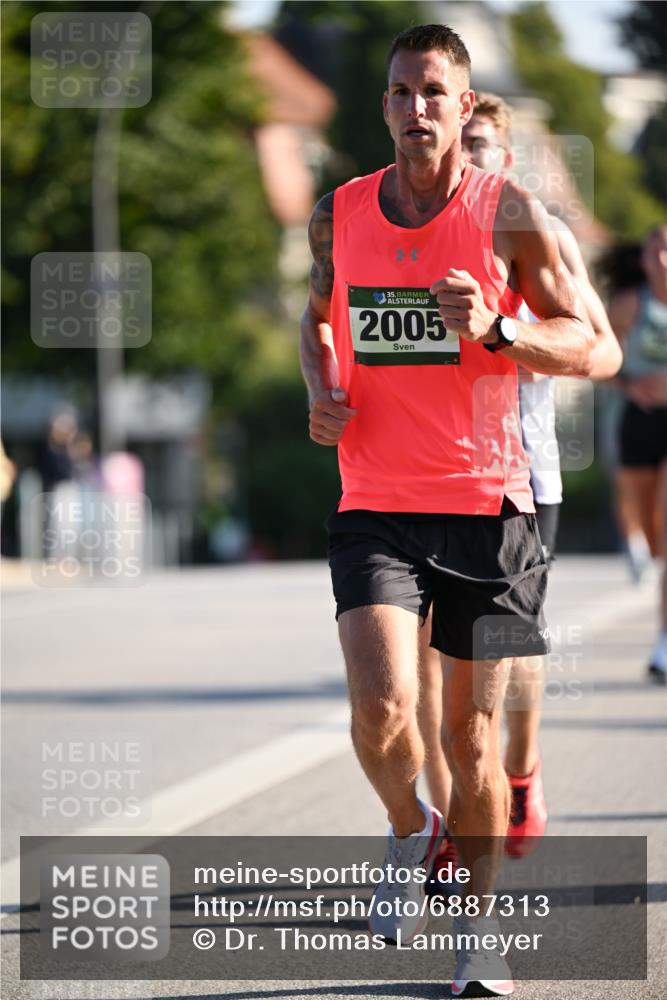 01.09.2024 - BARMER Alsterlauf Dr. Thomas Lammeyer http://msf.ph/oto/6887313 01.09.2024 09:19:31 Laufen 35, 2005 meine-sportfotos.de