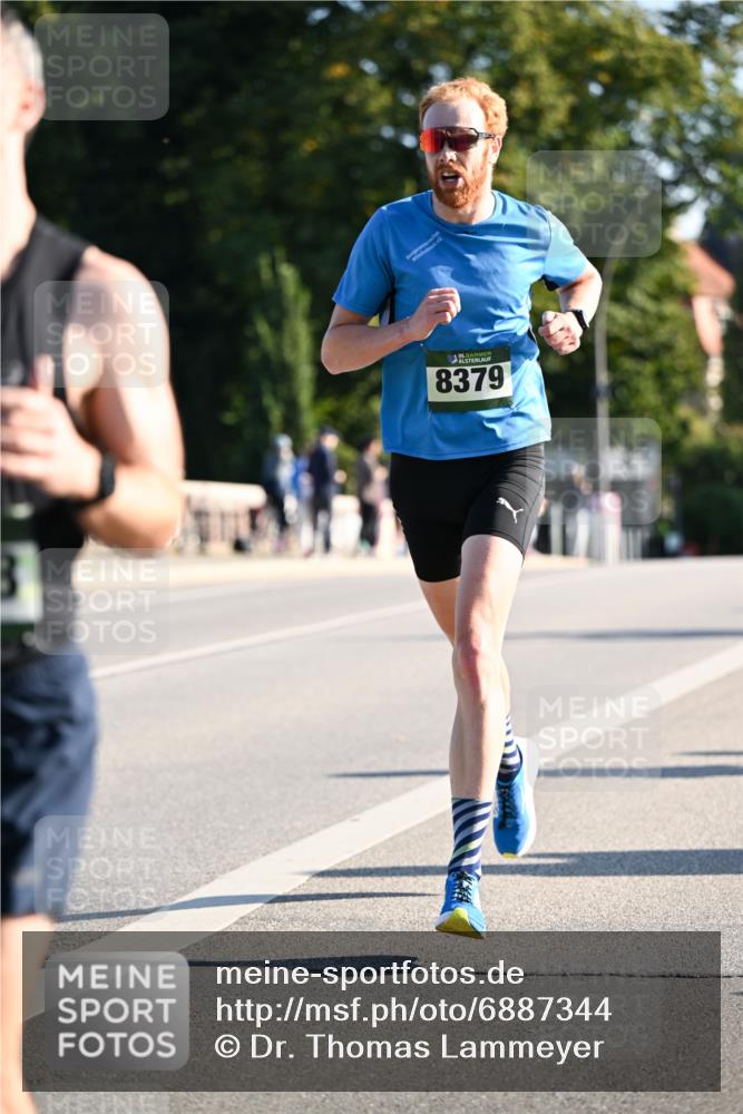 01.09.2024 - BARMER Alsterlauf Dr. Thomas Lammeyer http://msf.ph/oto/6887344 01.09.2024 09:19:37 Laufen 35, 8379 meine-sportfotos.de