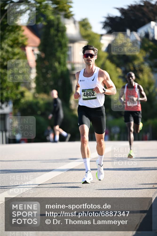 01.09.2024 - BARMER Alsterlauf Dr. Thomas Lammeyer http://msf.ph/oto/6887347 01.09.2024 09:19:40 Laufen 4802 meine-sportfotos.de