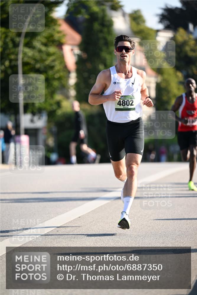 01.09.2024 - BARMER Alsterlauf Dr. Thomas Lammeyer http://msf.ph/oto/6887350 01.09.2024 09:19:41 Laufen 35, 4802 meine-sportfotos.de