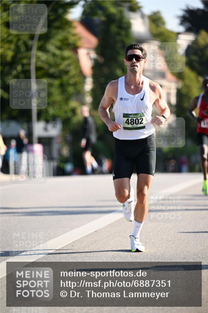 01.09.2024 - BARMER Alsterlauf Dr. Thomas Lammeyer http://msf.ph/oto/6887351 01.09.2024 09:19:41 Laufen 4802, 31 meine-sportfotos.de
