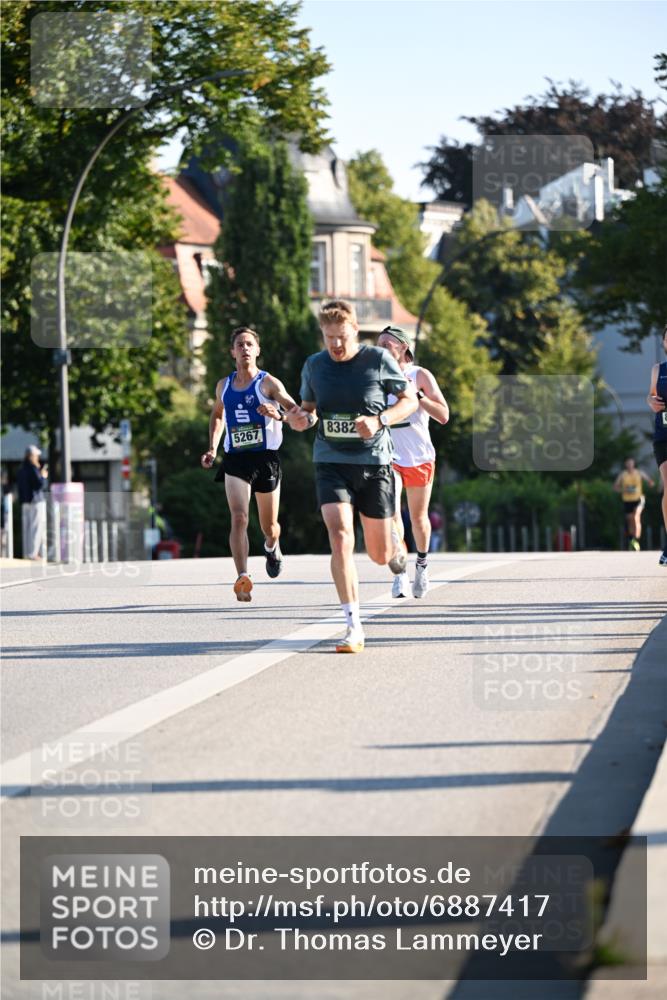 01.09.2024 - BARMER Alsterlauf Dr. Thomas Lammeyer http://msf.ph/oto/6887417 01.09.2024 09:20:05 Laufen 5267, 8382 meine-sportfotos.de