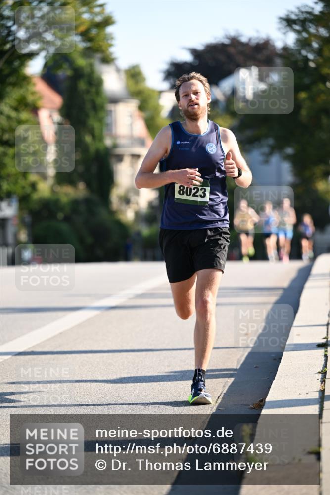 01.09.2024 - BARMER Alsterlauf Dr. Thomas Lammeyer http://msf.ph/oto/6887439 01.09.2024 09:20:09 Laufen 8023 meine-sportfotos.de