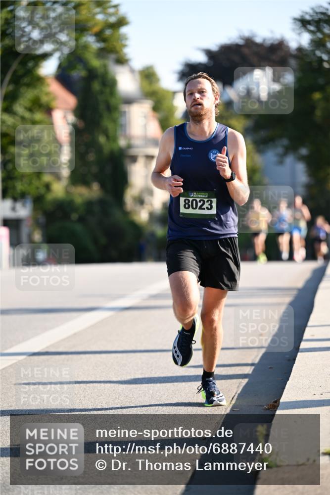 01.09.2024 - BARMER Alsterlauf Dr. Thomas Lammeyer http://msf.ph/oto/6887440 01.09.2024 09:20:09 Laufen 8023 meine-sportfotos.de