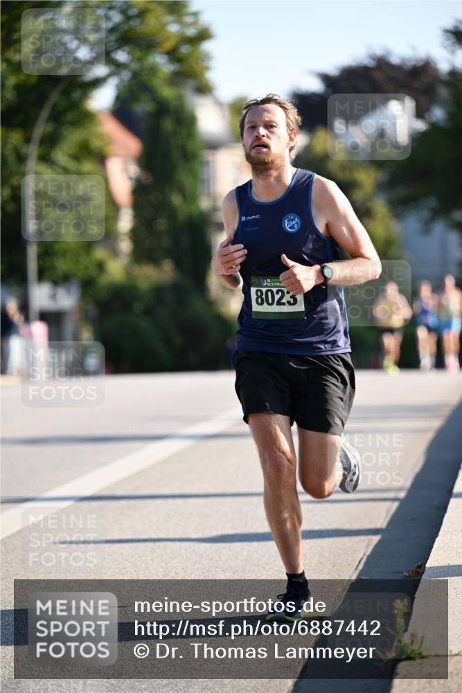 01.09.2024 - BARMER Alsterlauf Dr. Thomas Lammeyer http://msf.ph/oto/6887442 01.09.2024 09:20:09 Laufen 8023 meine-sportfotos.de