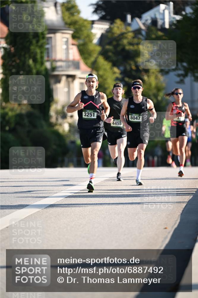 01.09.2024 - BARMER Alsterlauf Dr. Thomas Lammeyer http://msf.ph/oto/6887492 01.09.2024 09:20:31 Laufen 3251, 4455, 8047 meine-sportfotos.de