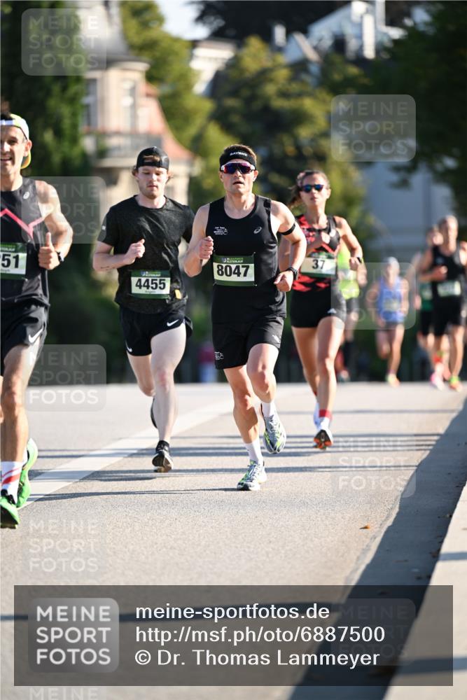 01.09.2024 - BARMER Alsterlauf Dr. Thomas Lammeyer http://msf.ph/oto/6887500 01.09.2024 09:20:33 Laufen 51, 4455, 8047 meine-sportfotos.de