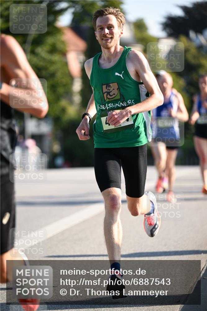 01.09.2024 - BARMER Alsterlauf Dr. Thomas Lammeyer http://msf.ph/oto/6887543 01.09.2024 09:20:40 Laufen  meine-sportfotos.de