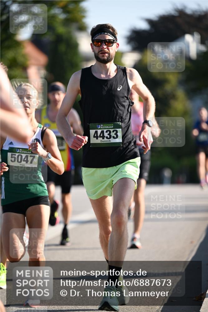 01.09.2024 - BARMER Alsterlauf Dr. Thomas Lammeyer http://msf.ph/oto/6887673 01.09.2024 09:21:12 Laufen 5047, 35, 4433 meine-sportfotos.de