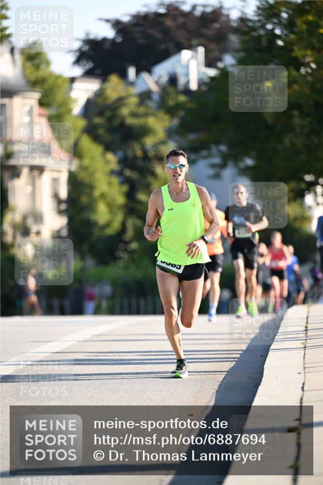 01.09.2024 - BARMER Alsterlauf Dr. Thomas Lammeyer http://msf.ph/oto/6887694 01.09.2024 09:21:22 Laufen  meine-sportfotos.de