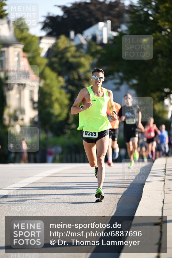 01.09.2024 - BARMER Alsterlauf Dr. Thomas Lammeyer http://msf.ph/oto/6887696 01.09.2024 09:21:22 Laufen 8385 meine-sportfotos.de