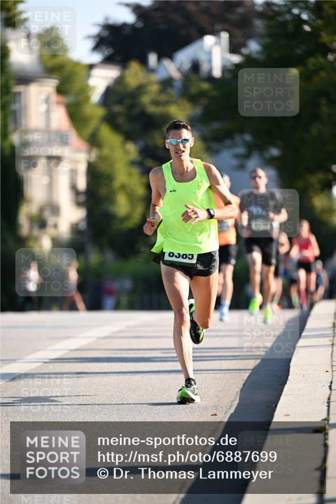 01.09.2024 - BARMER Alsterlauf Dr. Thomas Lammeyer http://msf.ph/oto/6887699 01.09.2024 09:21:22 Laufen  meine-sportfotos.de