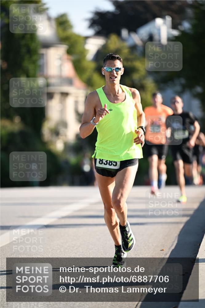 01.09.2024 - BARMER Alsterlauf Dr. Thomas Lammeyer http://msf.ph/oto/6887706 01.09.2024 09:21:23 Laufen 8385 meine-sportfotos.de