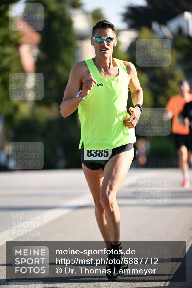 01.09.2024 - BARMER Alsterlauf Dr. Thomas Lammeyer http://msf.ph/oto/6887712 01.09.2024 09:21:24 Laufen 6024, 8385 meine-sportfotos.de