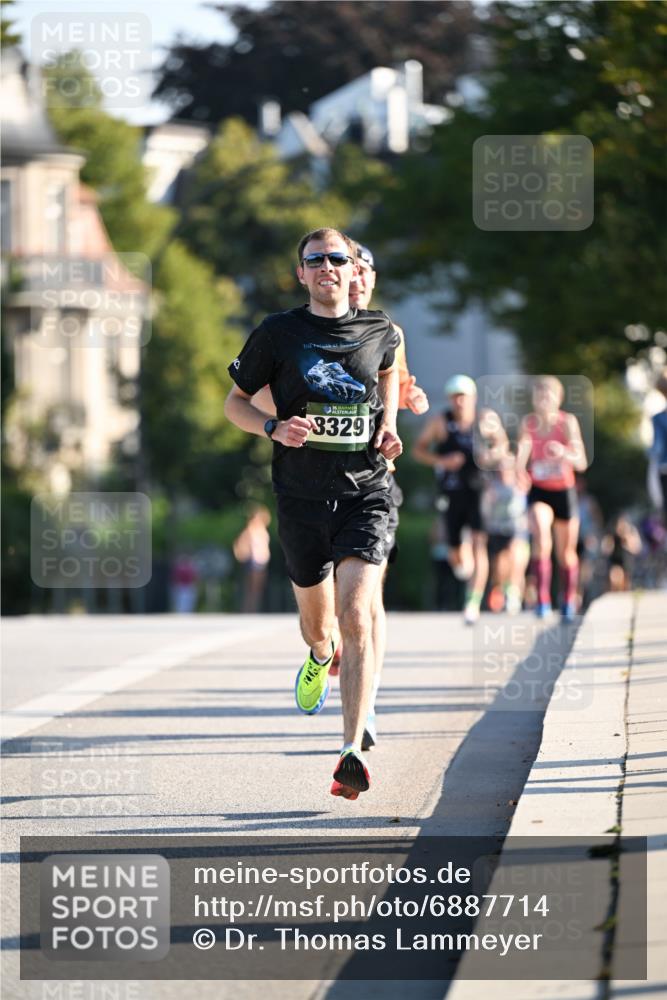 01.09.2024 - BARMER Alsterlauf Dr. Thomas Lammeyer http://msf.ph/oto/6887714 01.09.2024 09:21:26 Laufen 3329 meine-sportfotos.de