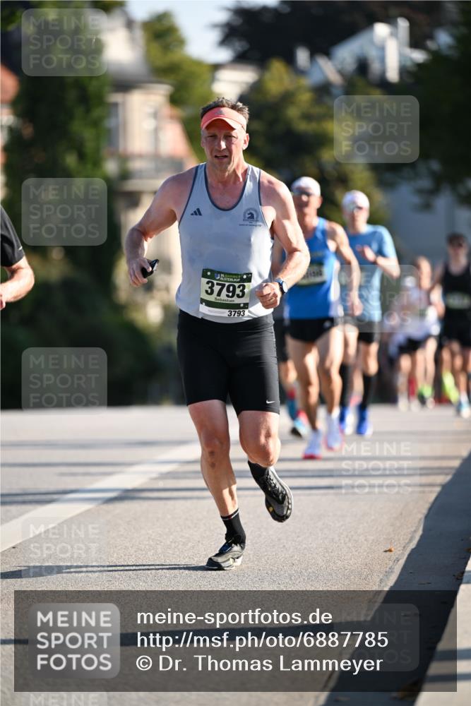 01.09.2024 - BARMER Alsterlauf Dr. Thomas Lammeyer http://msf.ph/oto/6887785 01.09.2024 09:21:41 Laufen 35, 3793, 3793 meine-sportfotos.de