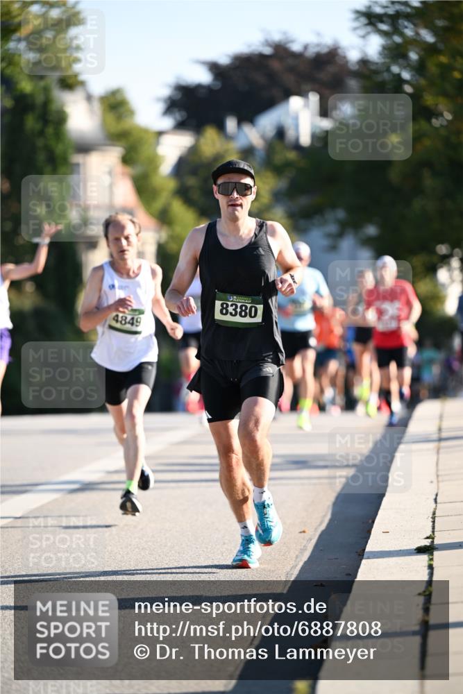 01.09.2024 - BARMER Alsterlauf Dr. Thomas Lammeyer http://msf.ph/oto/6887808 01.09.2024 09:21:47 Laufen 4849, 35, 8380 meine-sportfotos.de