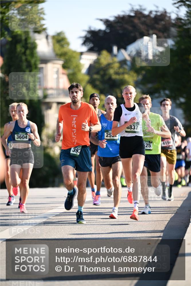 01.09.2024 - BARMER Alsterlauf Dr. Thomas Lammeyer http://msf.ph/oto/6887844 01.09.2024 09:21:54 Laufen 51, 3604, 393, 254, 4837, 25, 4156 meine-sportfotos.de