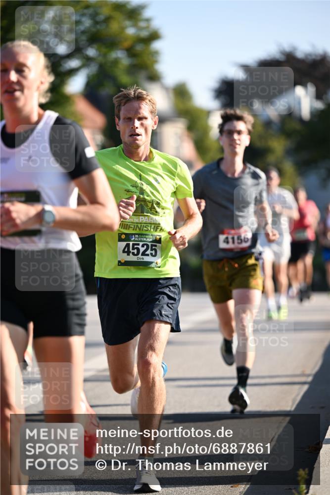 01.09.2024 - BARMER Alsterlauf Dr. Thomas Lammeyer http://msf.ph/oto/6887861 01.09.2024 09:21:57 Laufen 35, 4525, 4156 meine-sportfotos.de