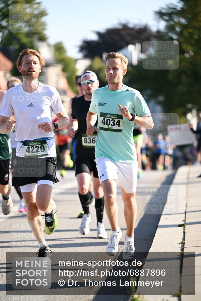 01.09.2024 - BARMER Alsterlauf Dr. Thomas Lammeyer http://msf.ph/oto/6887896 01.09.2024 09:22:03 Laufen 135, 4229, 836, 35, 4034 meine-sportfotos.de