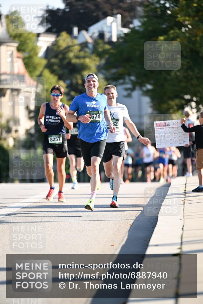 01.09.2024 - BARMER Alsterlauf Dr. Thomas Lammeyer http://msf.ph/oto/6887940 01.09.2024 09:22:13 Laufen 574, 32, 2017, 8257, 1111 meine-sportfotos.de