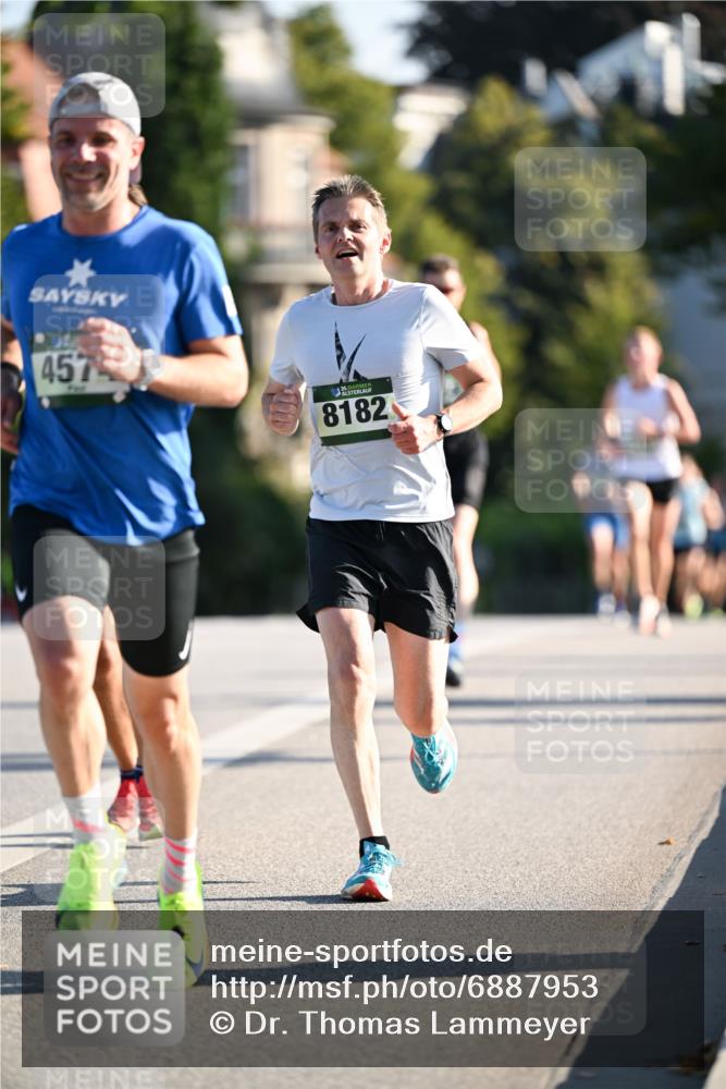 01.09.2024 - BARMER Alsterlauf Dr. Thomas Lammeyer http://msf.ph/oto/6887953 01.09.2024 09:22:15 Laufen 457, 5, 8182 meine-sportfotos.de