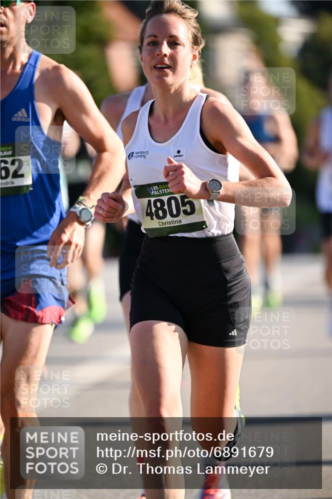 01.09.2024 - BARMER Alsterlauf Dr. Thomas Lammeyer http://msf.ph/oto/6891679 01.09.2024 09:22:28 Laufen 62, 135, 4805 meine-sportfotos.de