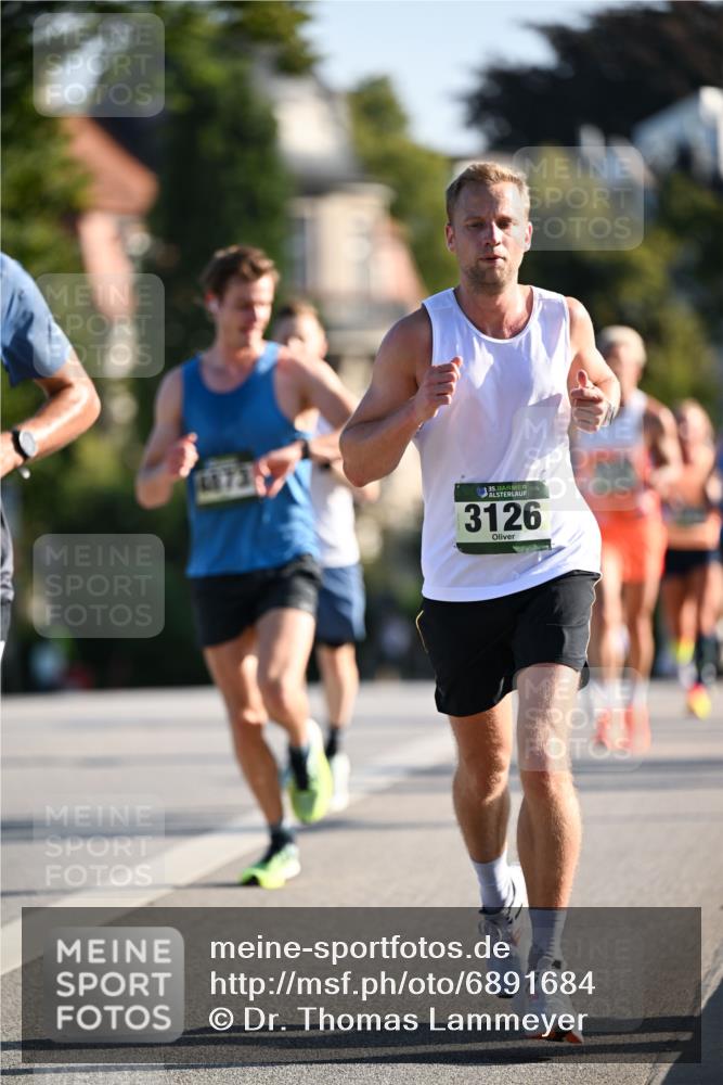 01.09.2024 - BARMER Alsterlauf Dr. Thomas Lammeyer http://msf.ph/oto/6891684 01.09.2024 09:22:29 Laufen 35, 3126 meine-sportfotos.de