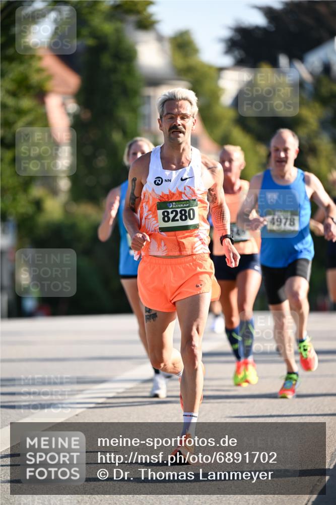 01.09.2024 - BARMER Alsterlauf Dr. Thomas Lammeyer http://msf.ph/oto/6891702 01.09.2024 09:22:32 Laufen 35, 8280, 4978 meine-sportfotos.de