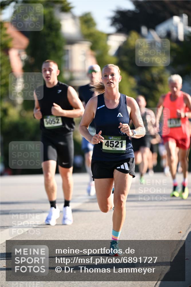 01.09.2024 - BARMER Alsterlauf Dr. Thomas Lammeyer http://msf.ph/oto/6891727 01.09.2024 09:22:35 Laufen 5052, 35, 4521 meine-sportfotos.de