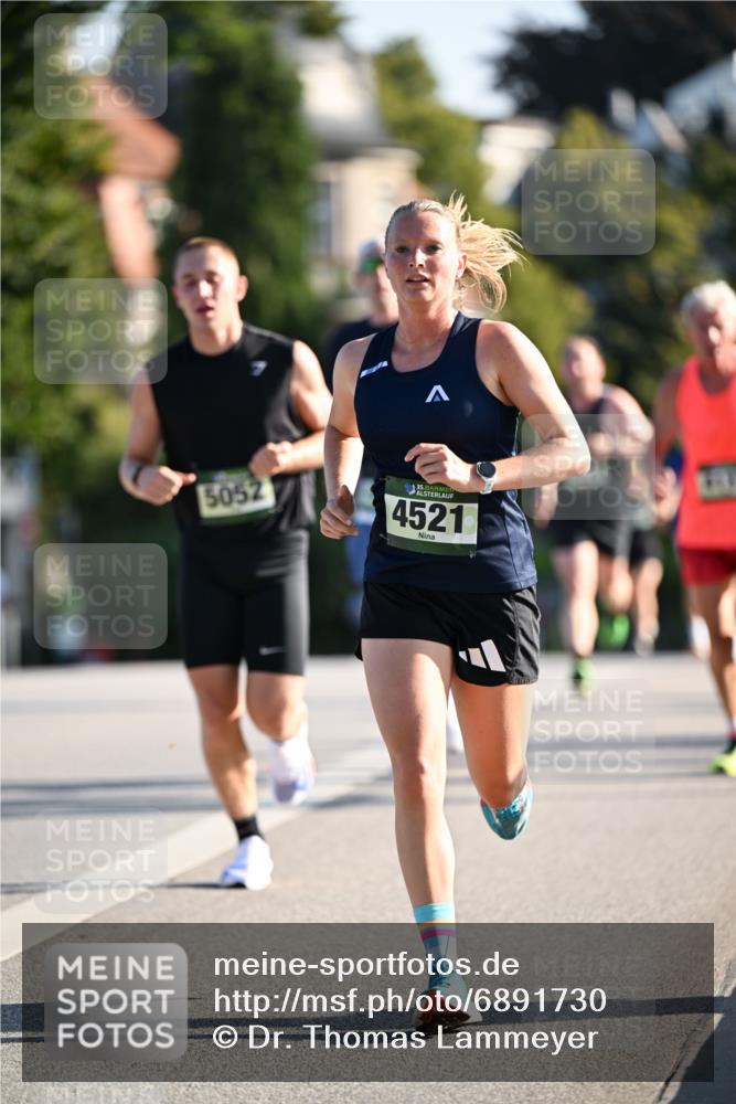 01.09.2024 - BARMER Alsterlauf Dr. Thomas Lammeyer http://msf.ph/oto/6891730 01.09.2024 09:22:36 Laufen 5052, 35, 4521 meine-sportfotos.de