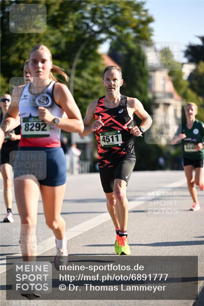 01.09.2024 - BARMER Alsterlauf Dr. Thomas Lammeyer http://msf.ph/oto/6891777 01.09.2024 09:22:44 Laufen 8292, 35, 4511 meine-sportfotos.de