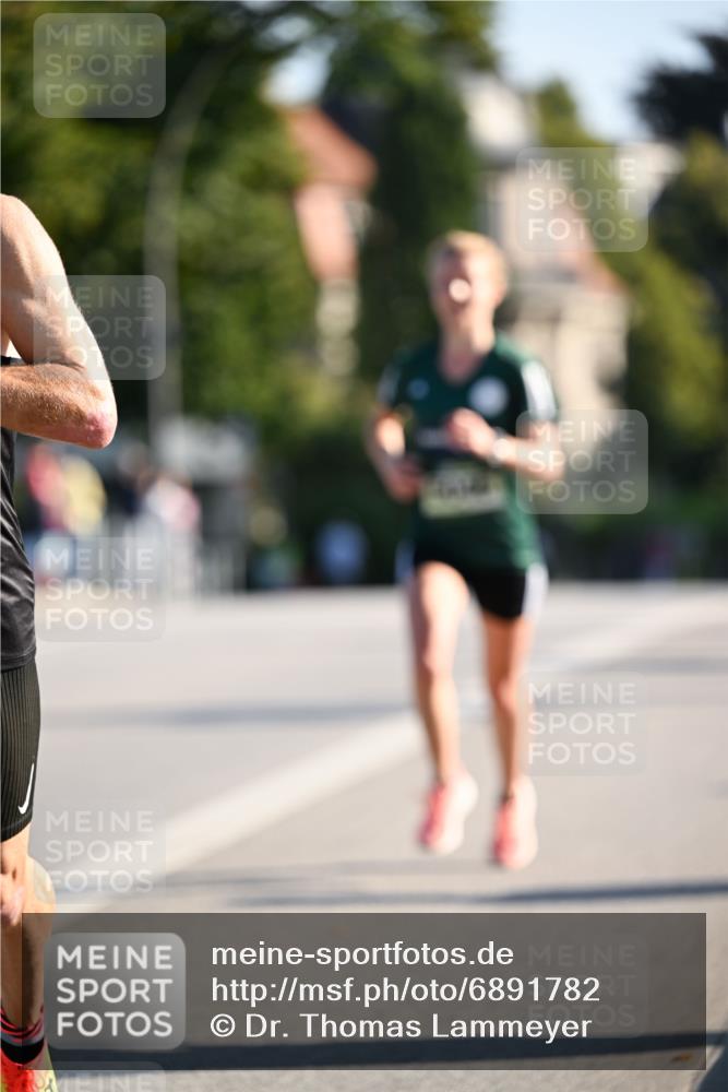 01.09.2024 - BARMER Alsterlauf Dr. Thomas Lammeyer http://msf.ph/oto/6891782 01.09.2024 09:22:45 Laufen  meine-sportfotos.de