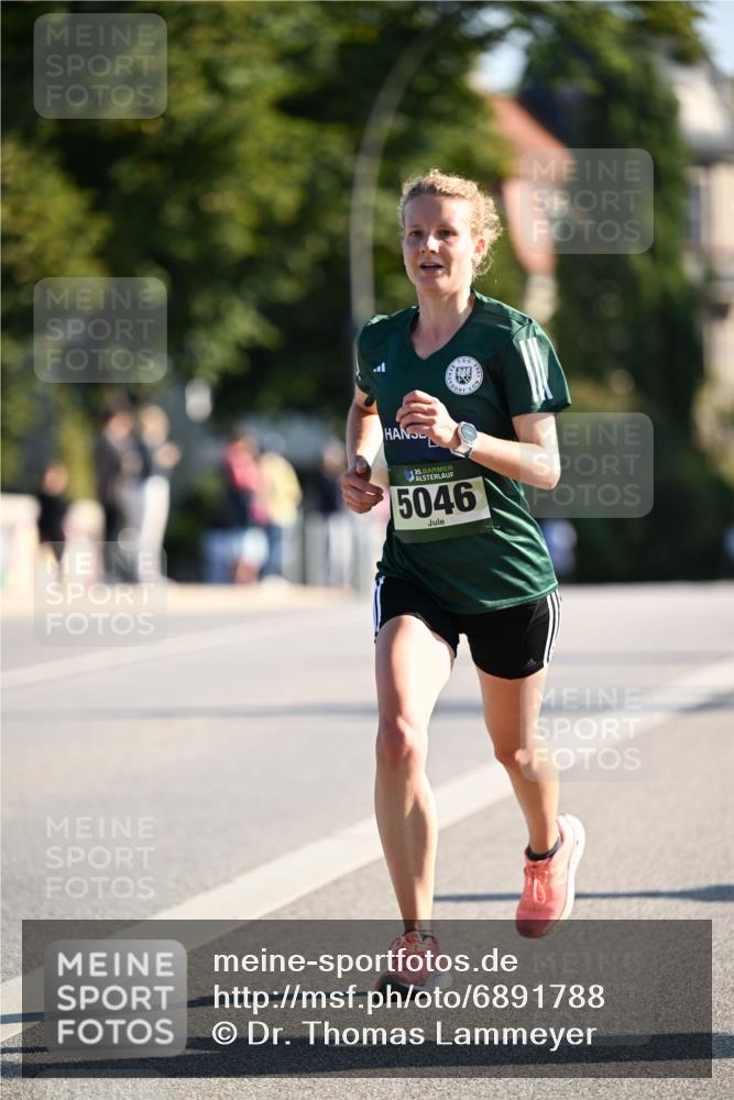 01.09.2024 - BARMER Alsterlauf Dr. Thomas Lammeyer http://msf.ph/oto/6891788 01.09.2024 09:22:46 Laufen 35, 5046 meine-sportfotos.de