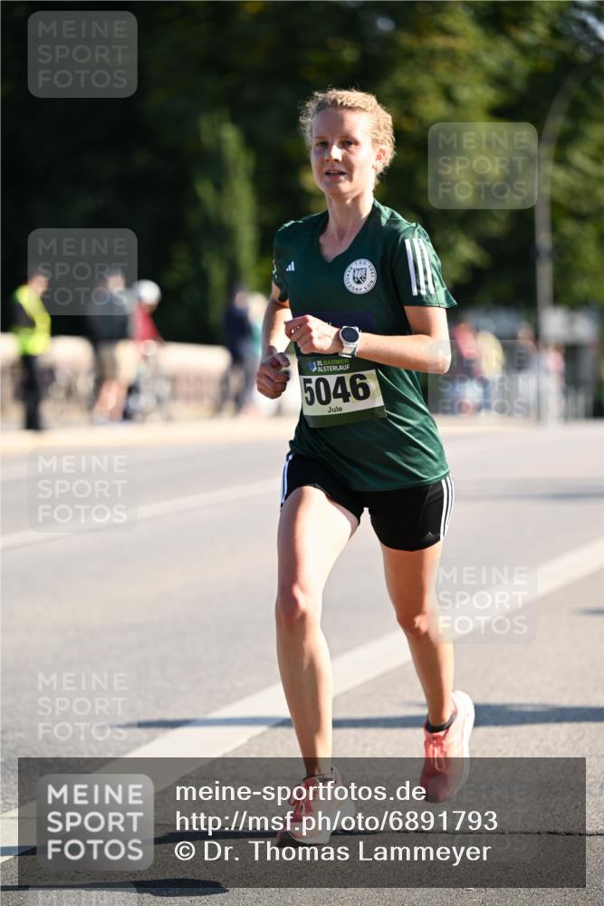 01.09.2024 - BARMER Alsterlauf Dr. Thomas Lammeyer http://msf.ph/oto/6891793 01.09.2024 09:22:47 Laufen 35, 5046 meine-sportfotos.de