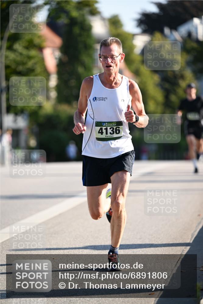01.09.2024 - BARMER Alsterlauf Dr. Thomas Lammeyer http://msf.ph/oto/6891806 01.09.2024 09:22:49 Laufen 1635, 4136 meine-sportfotos.de