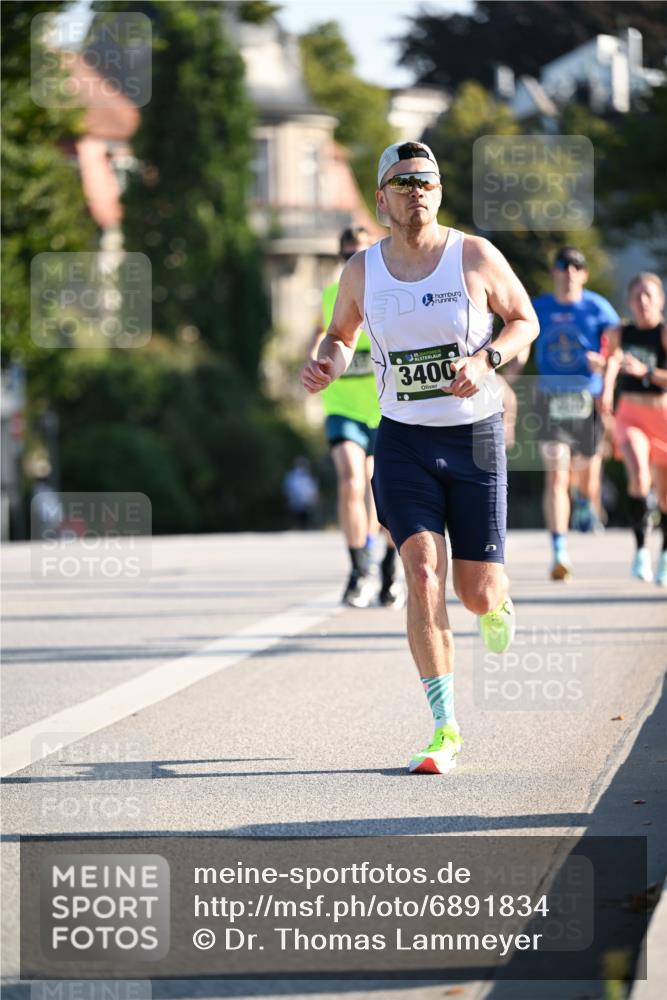 01.09.2024 - BARMER Alsterlauf Dr. Thomas Lammeyer http://msf.ph/oto/6891834 01.09.2024 09:22:57 Laufen 3400 meine-sportfotos.de