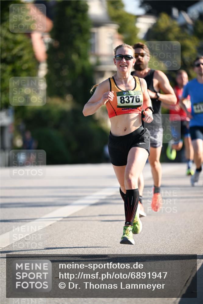 01.09.2024 - BARMER Alsterlauf Dr. Thomas Lammeyer http://msf.ph/oto/6891947 01.09.2024 09:23:18 Laufen 8376 meine-sportfotos.de