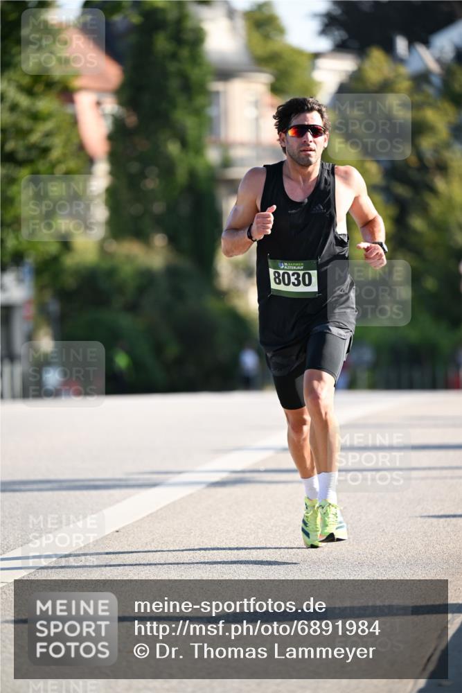 01.09.2024 - BARMER Alsterlauf Dr. Thomas Lammeyer http://msf.ph/oto/6891984 01.09.2024 09:23:27 Laufen 8030 meine-sportfotos.de