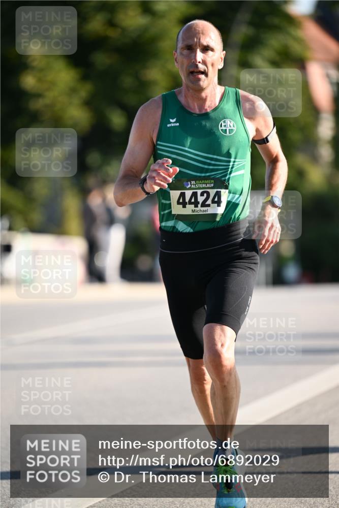 01.09.2024 - BARMER Alsterlauf Dr. Thomas Lammeyer http://msf.ph/oto/6892029 01.09.2024 09:23:34 Laufen 35, 4424 meine-sportfotos.de