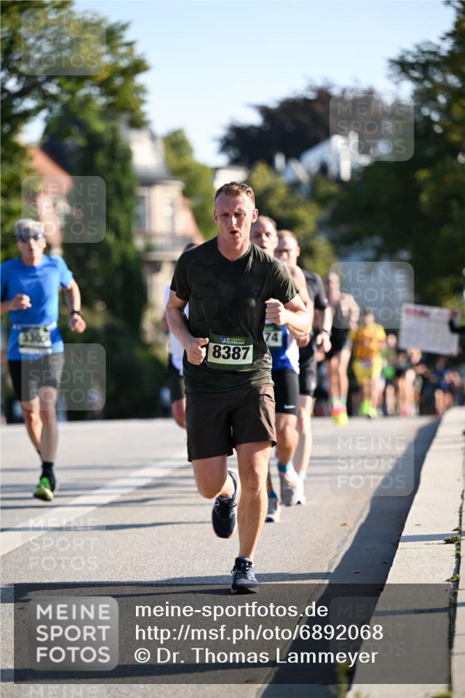 01.09.2024 - BARMER Alsterlauf Dr. Thomas Lammeyer http://msf.ph/oto/6892068 01.09.2024 09:23:43 Laufen 53001, 8, 8387, 74 meine-sportfotos.de