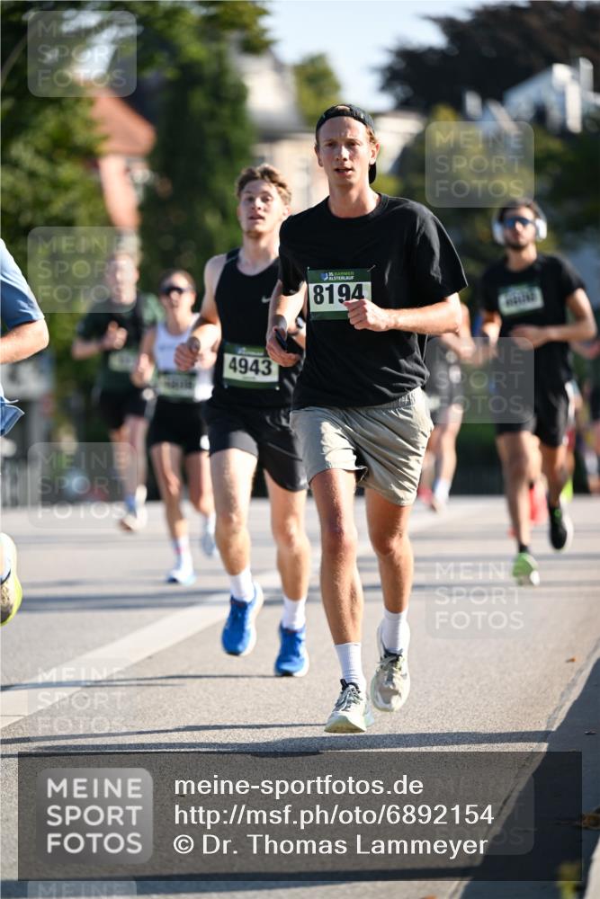 01.09.2024 - BARMER Alsterlauf Dr. Thomas Lammeyer http://msf.ph/oto/6892154 01.09.2024 09:23:58 Laufen 4943, 35, 8194 meine-sportfotos.de