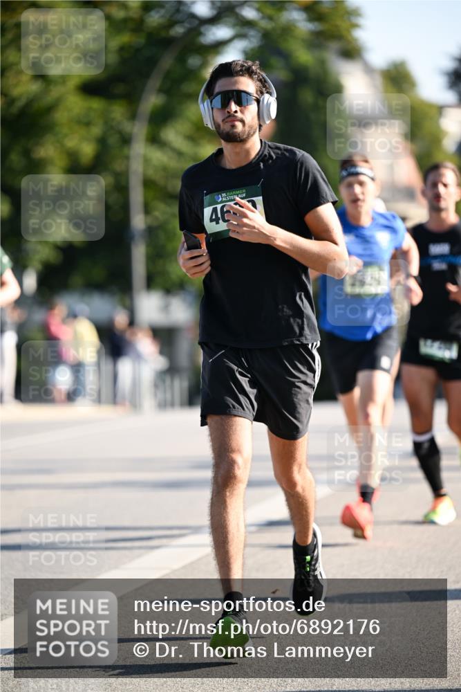 01.09.2024 - BARMER Alsterlauf Dr. Thomas Lammeyer http://msf.ph/oto/6892176 01.09.2024 09:24:01 Laufen 35, 46 meine-sportfotos.de