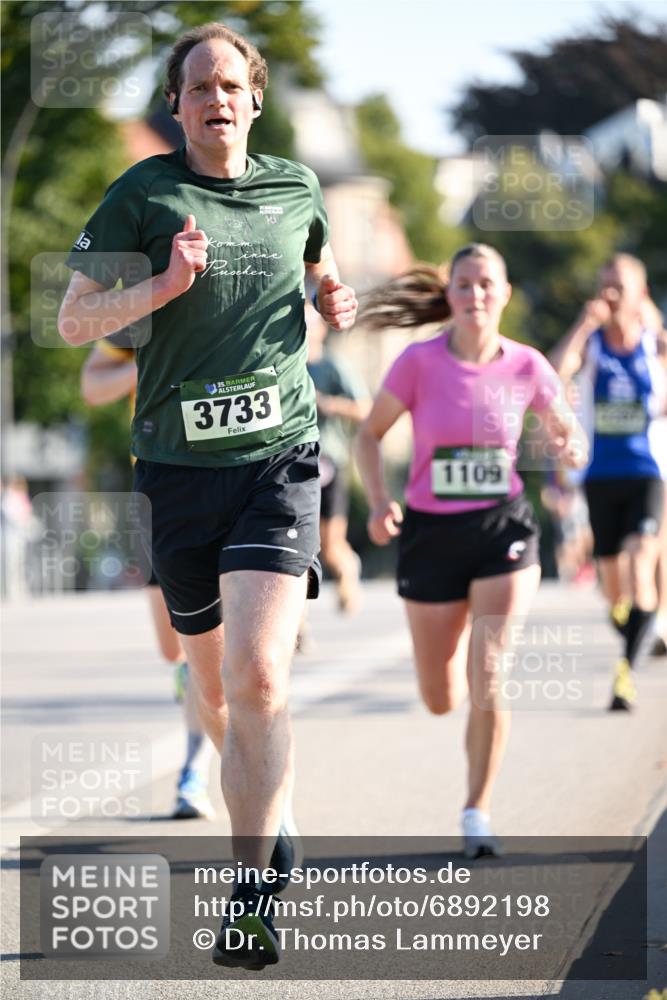 01.09.2024 - BARMER Alsterlauf Dr. Thomas Lammeyer http://msf.ph/oto/6892198 01.09.2024 09:24:05 Laufen 35, 3733, 1109 meine-sportfotos.de