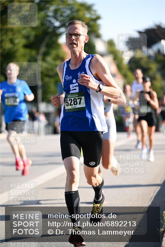 01.09.2024 - BARMER Alsterlauf Dr. Thomas Lammeyer http://msf.ph/oto/6892213 01.09.2024 09:24:08 Laufen 35, 5287 meine-sportfotos.de