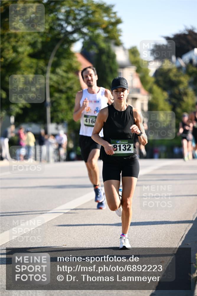 01.09.2024 - BARMER Alsterlauf Dr. Thomas Lammeyer http://msf.ph/oto/6892223 01.09.2024 09:24:10 Laufen 416, 35, 8132 meine-sportfotos.de