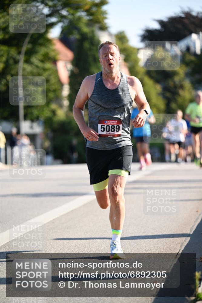 01.09.2024 - BARMER Alsterlauf Dr. Thomas Lammeyer http://msf.ph/oto/6892305 01.09.2024 09:24:25 Laufen 10135, 5089 meine-sportfotos.de