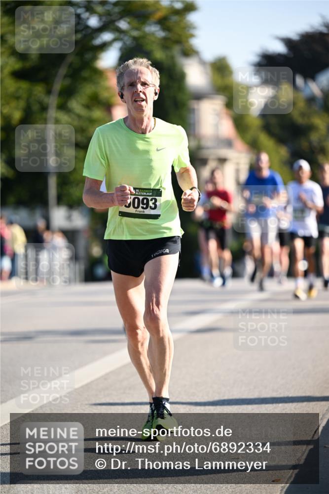 01.09.2024 - BARMER Alsterlauf Dr. Thomas Lammeyer http://msf.ph/oto/6892334 01.09.2024 09:24:30 Laufen 35, 3093 meine-sportfotos.de