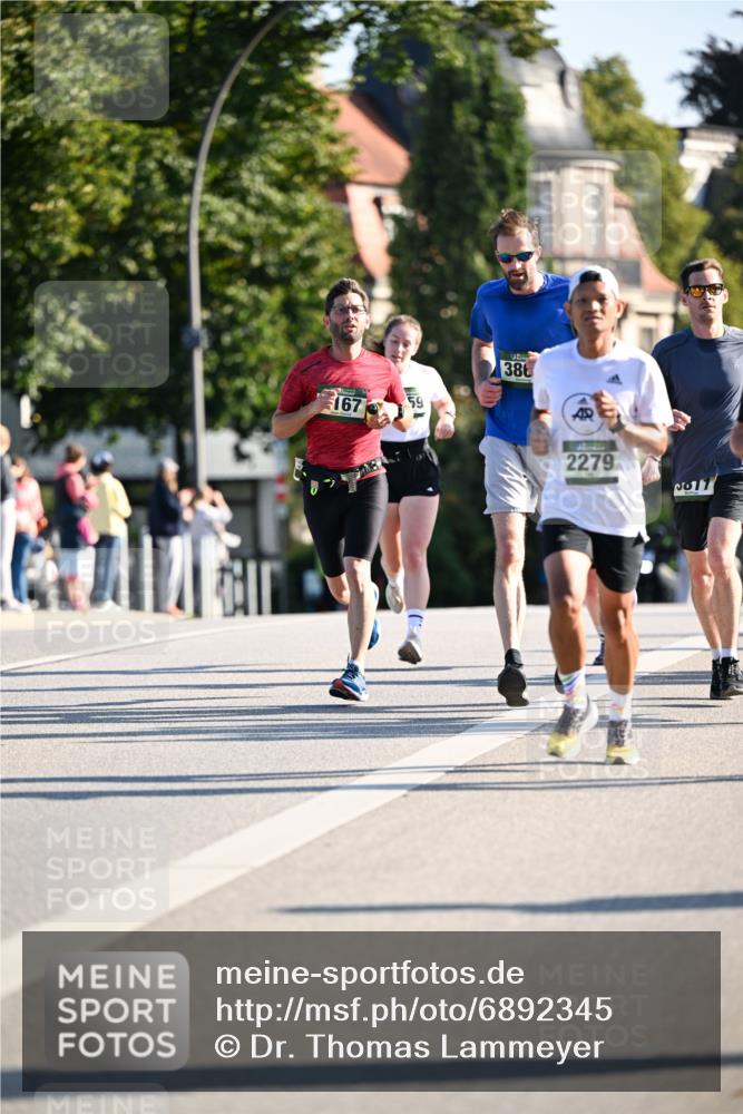 01.09.2024 - BARMER Alsterlauf Dr. Thomas Lammeyer http://msf.ph/oto/6892345 01.09.2024 09:24:33 Laufen 167, 59, 386, 2279, 0811 meine-sportfotos.de